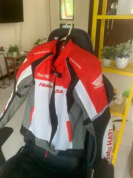 Dijual Jaket Honda