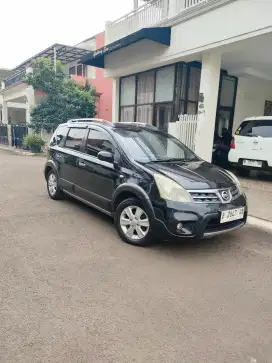 Livina X-Gear Matic 2010 km rendah