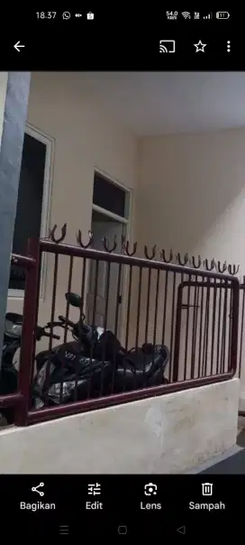 Dikontrakkan rumah tinggal minimal 2 tahun. Harga 17 juta pertahun.