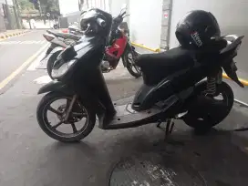 MIO TAHUN 2010 sebelah