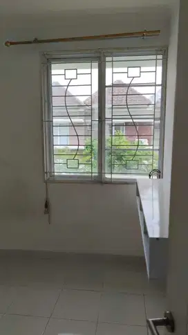 Dijual murah nego sampai deal rumah 2 lantai di gading serpong