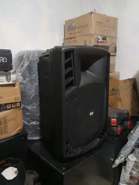 Speaker aktif model rcf 15in