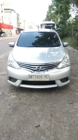 Nissan Livina 2017 matik