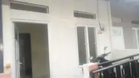 Di kontrakan rumah 3 petak daerah Depok