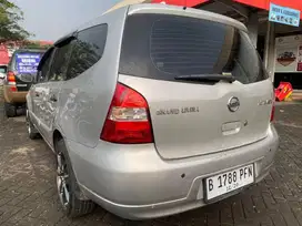 nisan grand livina 15xv thn2009 w silver met automatic
