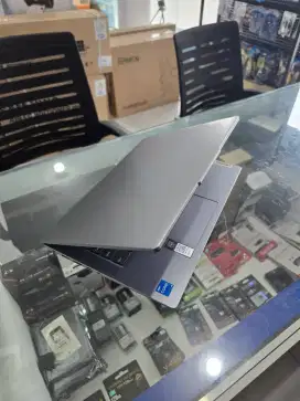 LAPTOP LENOVO IDEAPAD SLIM 3 I5 GEN12 RAM 8GB SSD 512GB