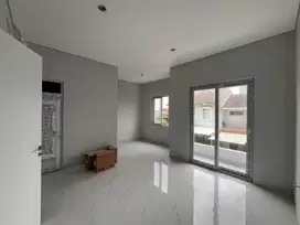 JUAL RUMAH BRANDNEW SEKTOR 8 GADING SERPONG