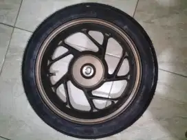 Dijual velg + ban ori vario 160