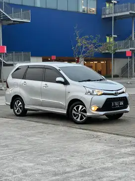 Toyota Avanza Veloz 1.5 Matic 2015