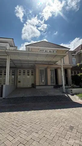 Murahhh Di Sewakan Rumah 2 lt Royal Park 1 Citraland Surabaya Barat