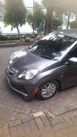 Honda Brio E AT CKD 2014