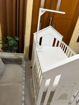 DIJUAL RANJANG TEMPAT TIDUR BAYI & KASUR - KONDISI BARU