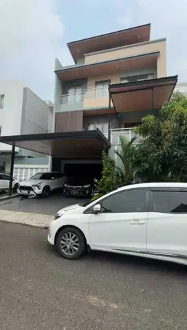 JUAL CEPAT RUMAH CLUSTER SCARLET GADING SERPONG