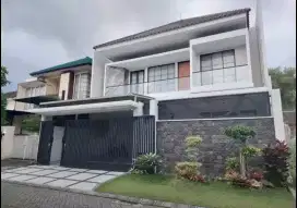 Strategis! Araya Boulevard Greenwood Kota Malang