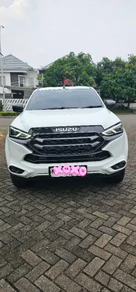 Isuzu MUX 2023 AT 4x4