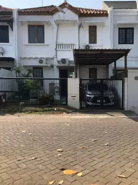 Rumah Villa Sentra Raya Citraland Full Furnish, Ready 1 Sept