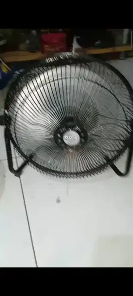 Kipas angin 10 in