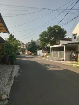 Nyaman dan Tenang Rumah di Komplek Kawaluyaan Indah