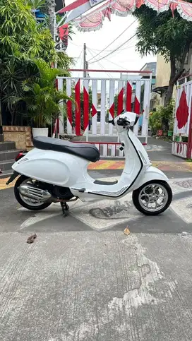 VESPA SPRINT I-GET ABS 2021 ASLI WARNA PUTIH