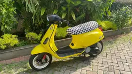 vespa s125 3vie 2015