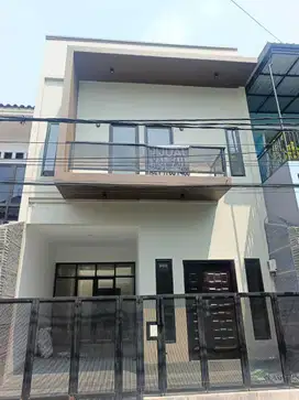 Disewakan / Dijual Rumah Baru di Puloasem Jakarta Timur