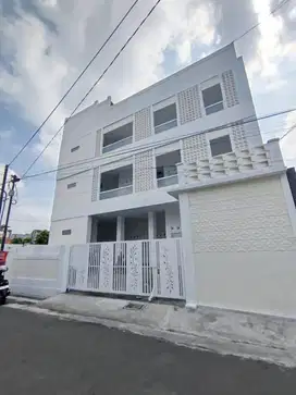 Rumah kost ekslusif pogung 3 lantai 27 kamar sangat dekat UGM