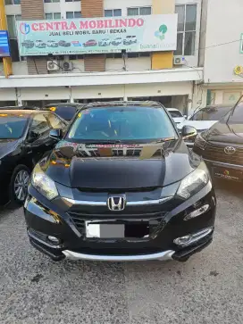 HRV S 1.5 MT 2015 / 2016 istimewa dp 22 jt