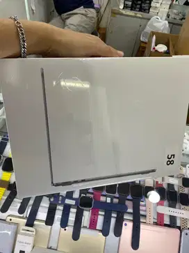 Macbook air m2 13 inch new ram 16 ssd 256 garansi ibox resmi 1 tahun
