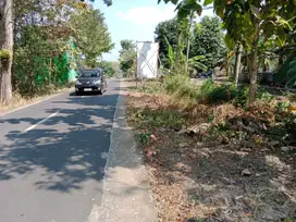 Tanah murah 635m² dua muka 13m , jln raya cabean bendosari sukoharjo
