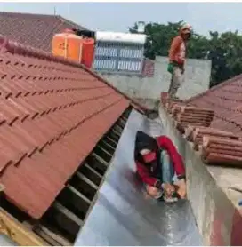 Jasa perbaikan atap bocor, talang air, dan dak rembes
