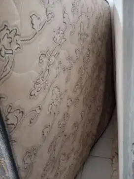 Gratis tempat tidur dipan dan kasur springbed
