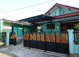 dijual kos dan rumah induk 306meter, murah dekat amplas dan  kampus