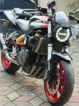 Benelli bn600 TNT 600cc moge kencang 4 silinder