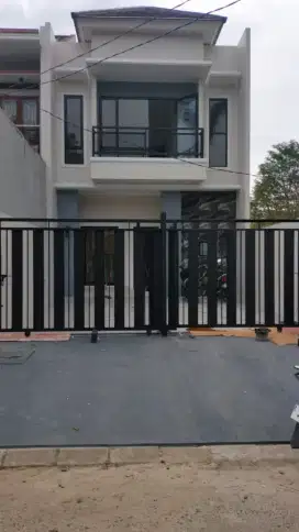 Rumah dijual siap huni citra raya premium cluster