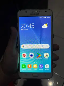 Hp Samsung J7 + charger7500