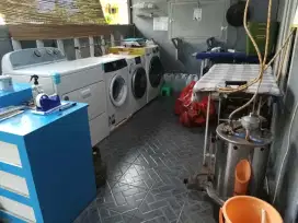 Satu set usaha Laundry