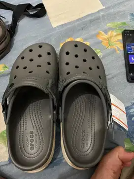 crocs duet max ii