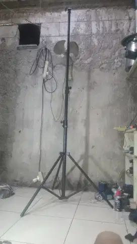 STAND LAMPU ATAU LAYAR PROYEKTOR BISA 3 METER SEPASANG