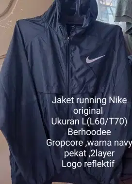 Jaket running Nike