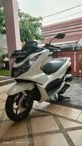 HONDA PCX-160 ABS. Tangan-1, Low Km. Mulus Ori Lengkap