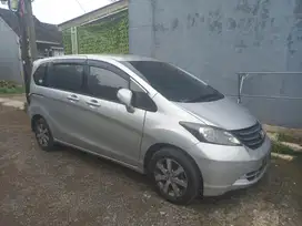 Honda Freed 2011 Bensin