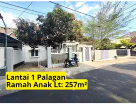 Rumah Palagan Lantai 1 Tanah Luas Ramah Anak