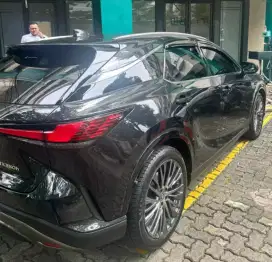 Dijual Cepat, Lexus RX350H Luxury 2023
Black on Black, Harga Cash