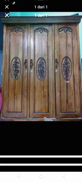 Lemari jati 3 pintu