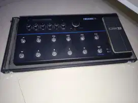 Efek Digital Line6 Firehawk FX