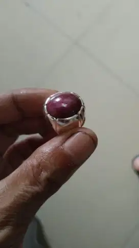 Cincin batu RUBi