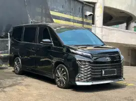 DP 7jt Voxy Tss 2.0 cvt 2022 new toyota hitam matic bs TT