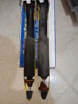 SHOCK SUZUKI SPLASH DEPAN BELAKANG KANAN KIRI SET BEKAS
