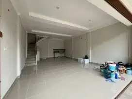Ruko 2.5 lantai Poris Indah, siap pakai, bisa KPR