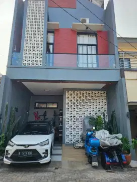 Dijual Rumah 3 Lt